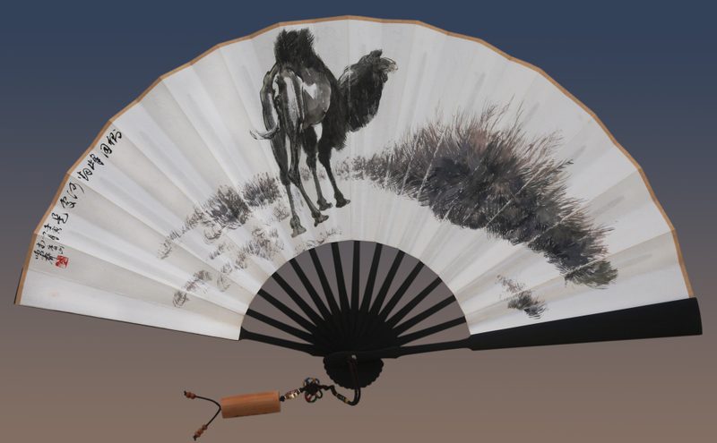 Glancing at the beacon fires, yet its steps never falter